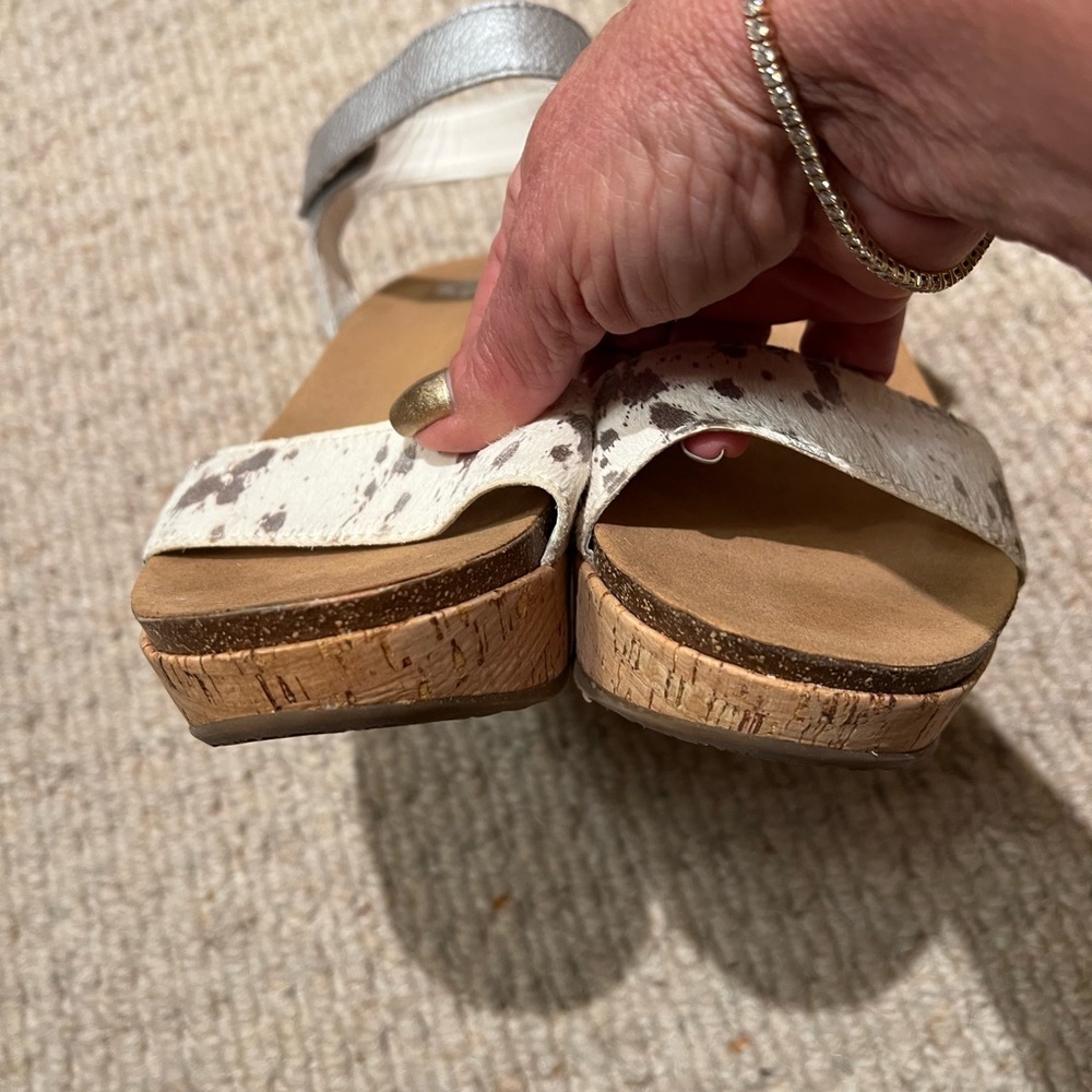 Yellow Box Gabriella Silver Wedge Sandals - Picture 4 of 5